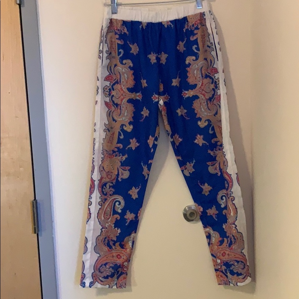 Flowy Patterned Pants